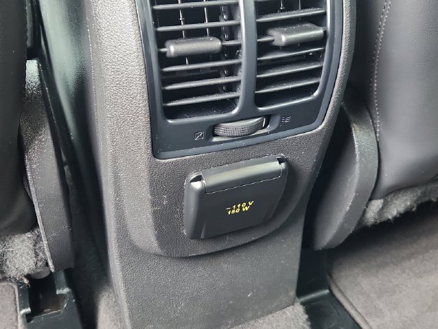 Used 2018 Ford Escape Titanium FWD image 28