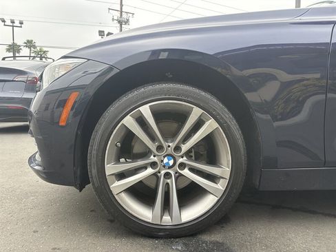 Used 2017 BMW 330i Sedan image 11