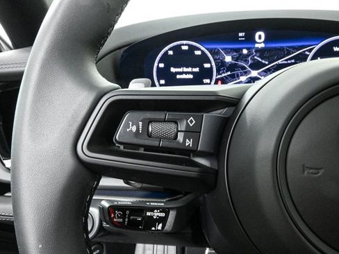 New 2025 Porsche Panamera 4 image 9
