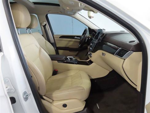 Used 2017 Mercedes-Benz GLS 450 4MATIC w/ Premium Package image 39