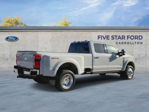 Certified 2025 Ford F450 Lariat w/ Chrome Package AWD/4WD image 8