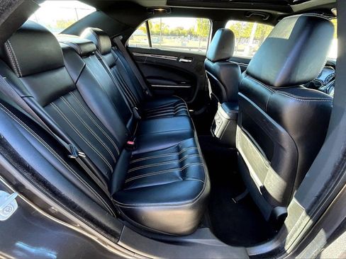 Used 2023 Chrysler 300 S image 26