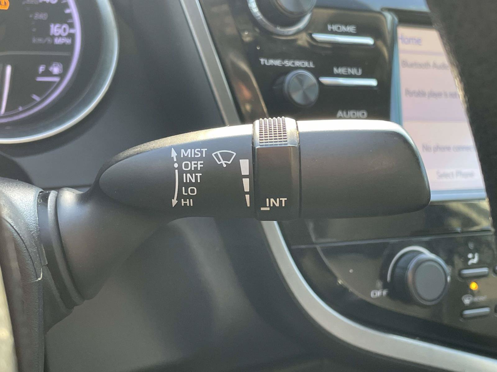 Used 2020 Toyota Camry LE FWD image 13