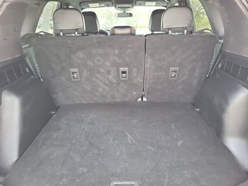 Used 2024 Ford Escape ST-Line image 19