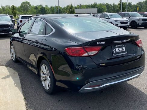 Used 2015 Chrysler 200 Limited w/ Convenience Group FWD image 6