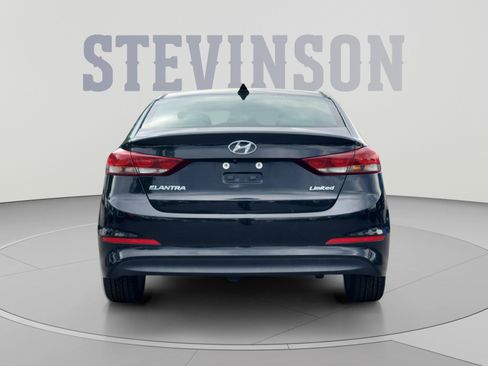 Used 2017 Hyundai Elantra Limited FWD image 4