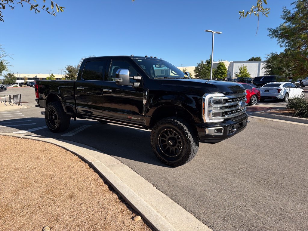 Used 2024 Ford F250 Platinum AWD/4WD image 1