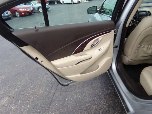 Used 2016 Buick LaCrosse Leather FWD image 19
