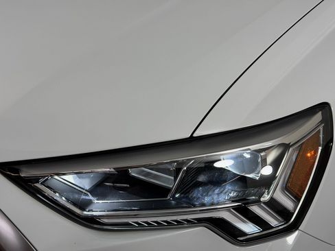 Used 2023 Audi Q3 2.0T Premium Plus w/ Premium Plus Package image 11