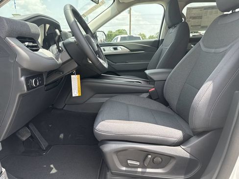 New 2026 Ford Explorer Active RWD image 12