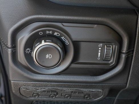 New 2025 Jeep Wrangler Sahara image 28