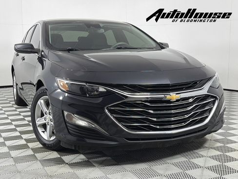 Used 2023 Chevrolet Malibu LS w/ Driver Confidence Package image 1