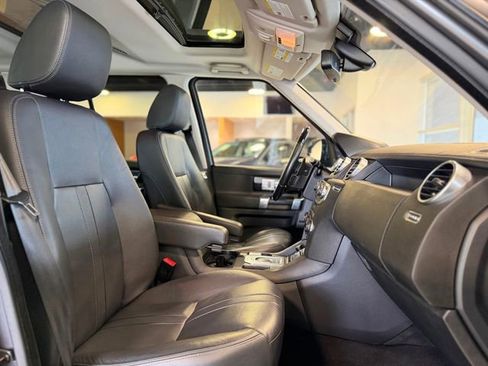 Used 2016 Land Rover LR4 HSE image 24