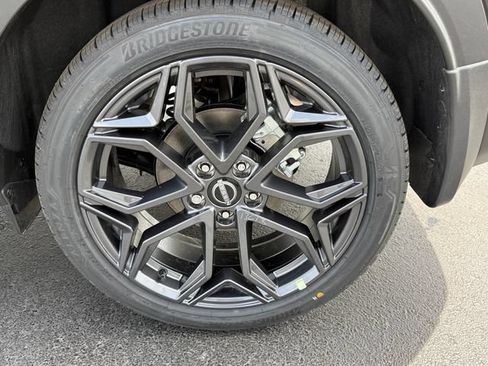 Certified 2026 Nissan Kicks SR w/ SR Premium Package FWD image 15