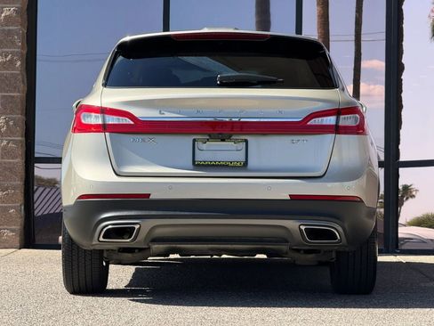 Used 2017 Lincoln MKX Reserve FWD image 10