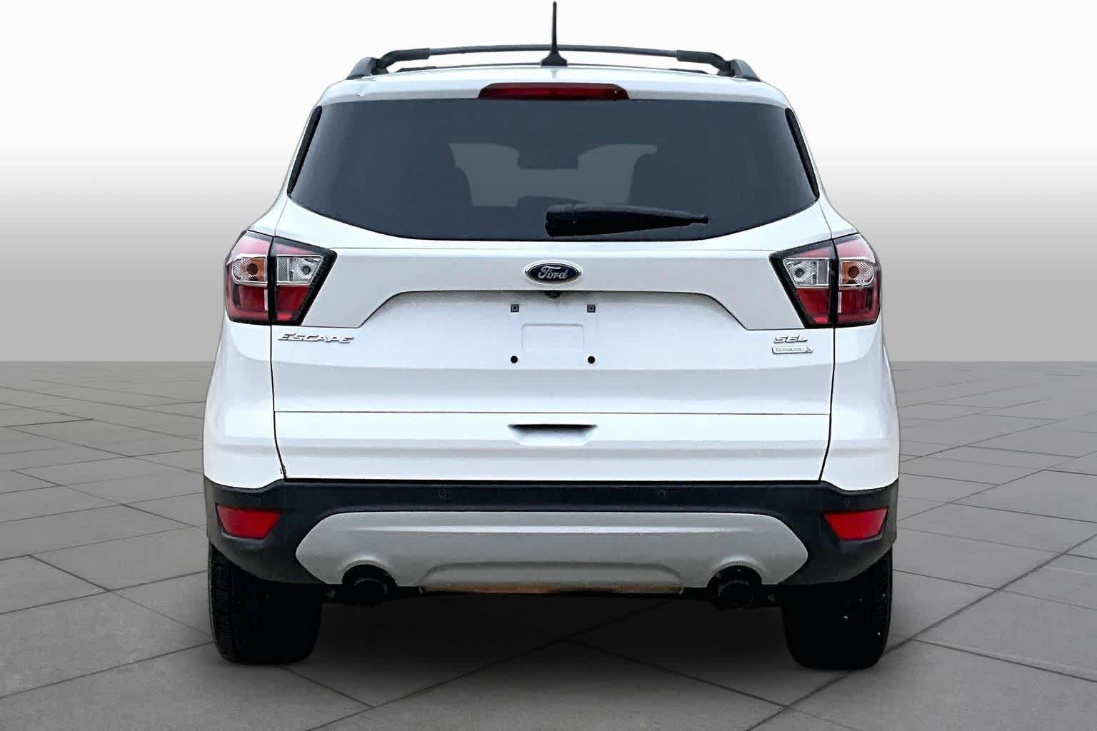Used 2018 Ford Escape SEL FWD image 5