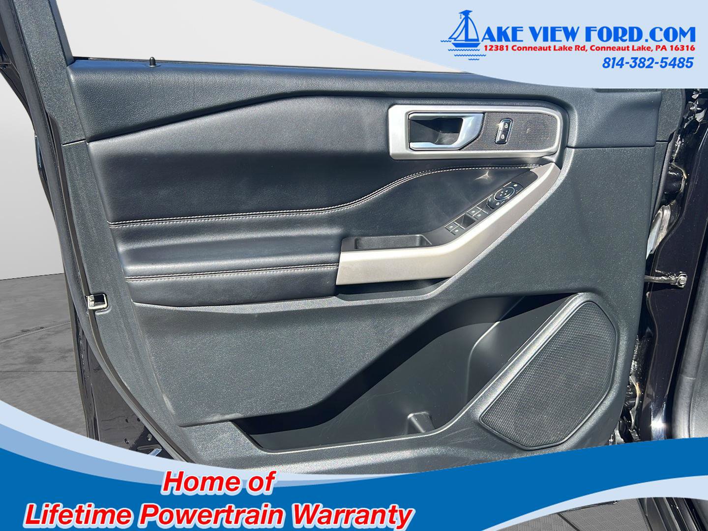 Used 2023 Ford Explorer XLT w/ Equipment Group 202A AWD/4WD image 22