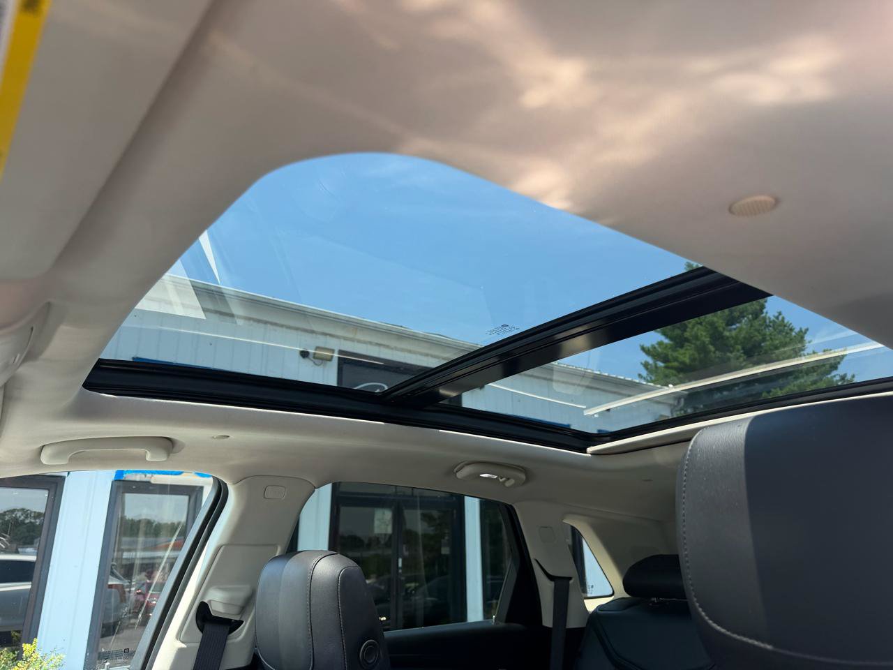 Used 2019 Cadillac XT5 Premium Luxury AWD/4WD image 14