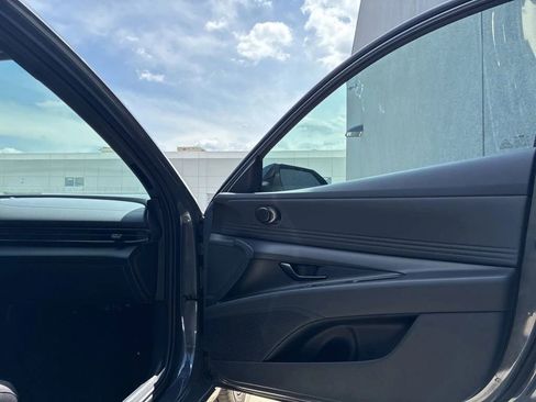 New 2026 Hyundai Elantra Sport FWD image 17