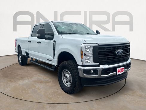 Used 2025 Ford F250 XL AWD/4WD image 4