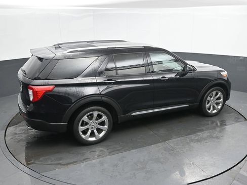 Used 2020 Ford Explorer Platinum w/ Premium Technology Package image 14