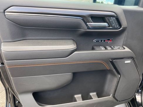 Certified 2023 GMC Sierra 1500 AT4 w/ AT4 Premium Package AWD/4WD image 18