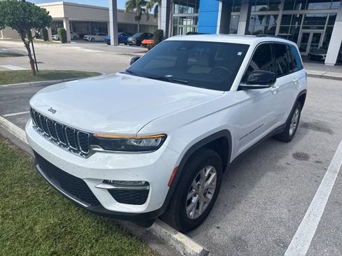 Used 2023 Jeep Grand Cherokee Limited w/ Luxury Tech Group II RWD image 1