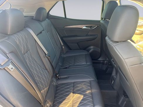 Used 2023 Buick Envision Avenir image 19