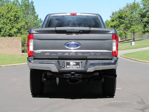 Used 2019 Ford F250 XL w/ STX Appearance Package image 10