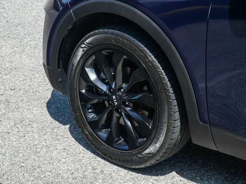 Used 2019 Kia Sorento S FWD image 10