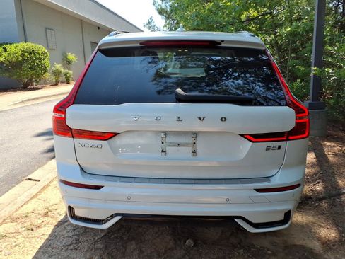 Used 2024 Volvo XC60 B5 Plus w/ Protection Package Premier AWD/4WD image 6