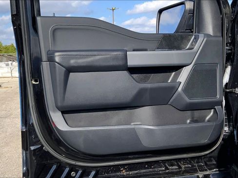 Used 2023 Ford F150 XLT image 20