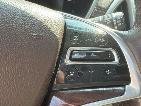 Used 2014 Cadillac SRX Luxury w/ Driver Awareness Package FWD image 21