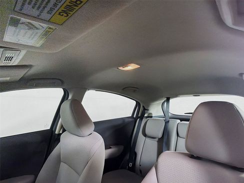 Used 2021 Honda HR-V LX image 5