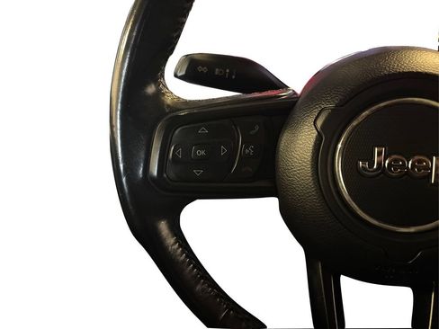 Used 2019 Jeep Wrangler Unlimited Sport S AWD/4WD image 32