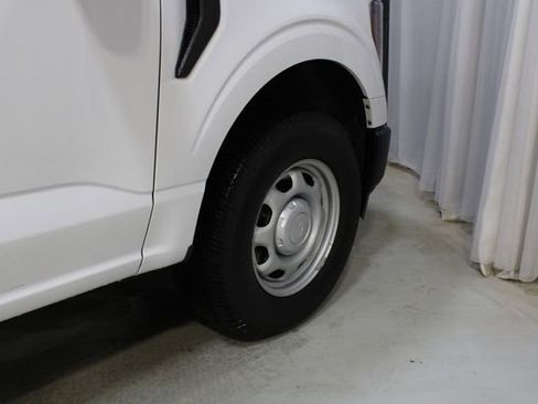 Used 2023 Ford F150 XL image 27