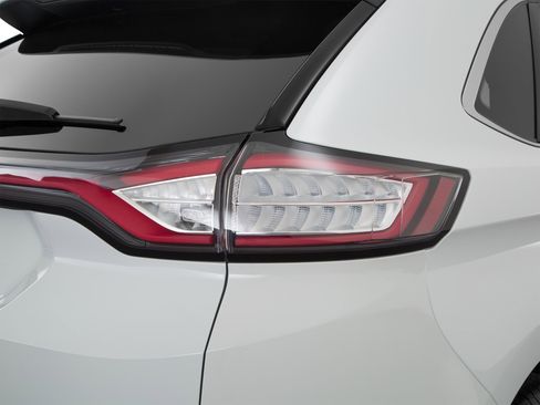 Used 2015 Ford Edge SEL w/ Equipment Group 201A FWD image 51