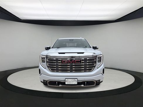 New 2026 GMC Sierra 1500 Denali image 2
