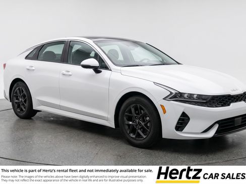 Used 2025 Kia K5 LXS FWD image 1