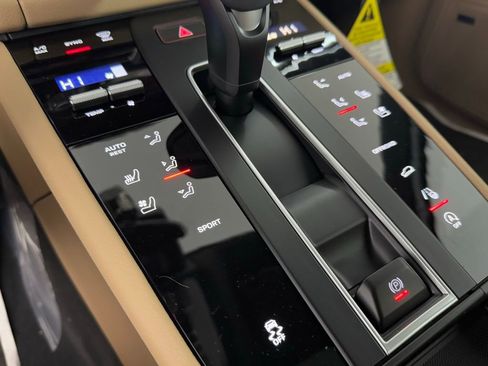 New 2026 Porsche Macan image 34