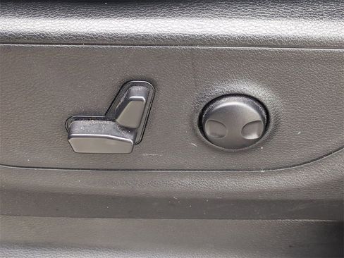 Certified 2025 RAM 1500 Big Horn image 20