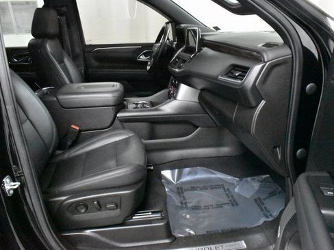 Certified 2021 Chevrolet Tahoe Z71 w/ Luxury Package image 14