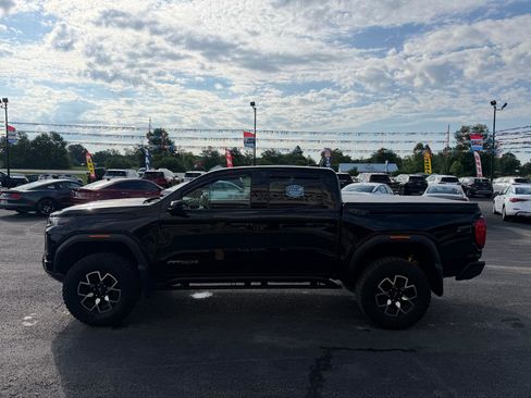 Used 2024 GMC Canyon AT4X AWD/4WD image 8