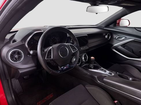 Used 2016 Chevrolet Camaro SS RWD image 10