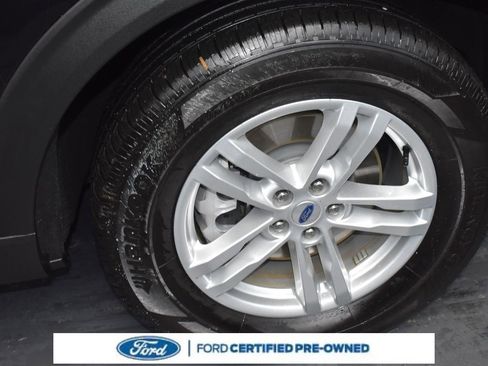 Certified 2023 Ford Explorer XLT w/ Equipment Group 202A image 16