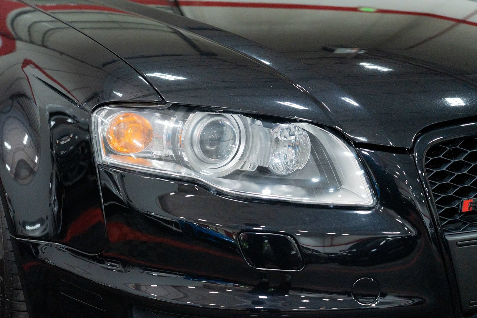Used 2008 Audi RS 4 Sedan AWD/4WD image 12