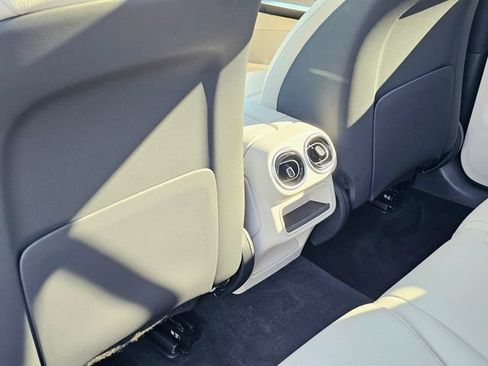 Certified 2026 Mercedes-Benz GLC 300 4MATIC image 24