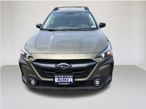 Used 2024 Subaru Outback Premium AWD/4WD image 9