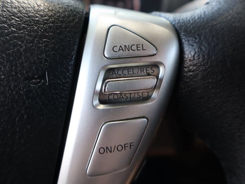 Used 2015 Nissan Versa Note SV FWD image 30