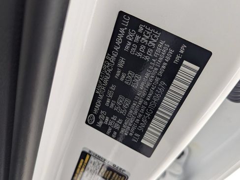 Certified 2025 Hyundai Santa Fe Calligraphy FWD image 32